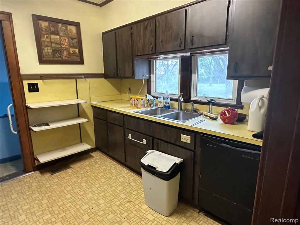 110 Miles Street, Ypsilanti, MI 48198 — Photo 11