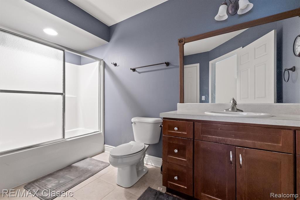 5118 S Shore Drive, Whitehall, MI, 49461