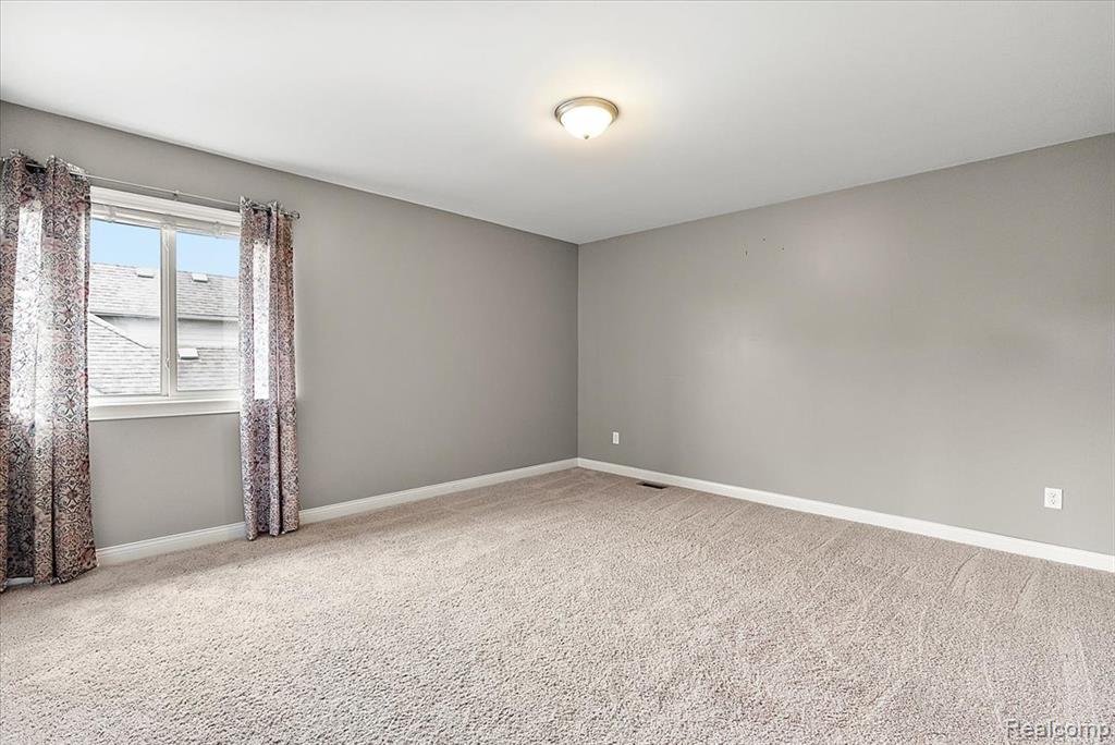 50216 Ashperton Drive, Macomb, MI 48044 — Photo 29