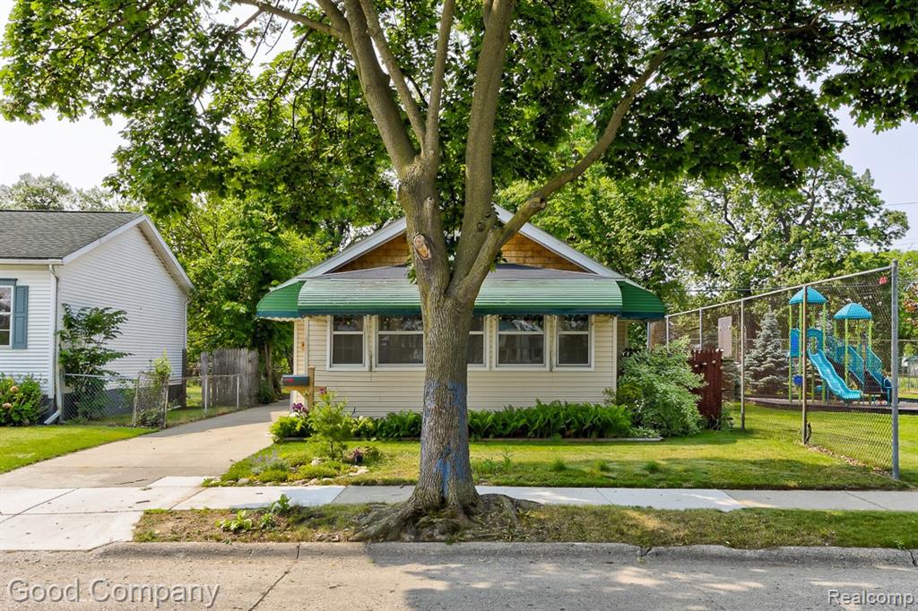 720 E Granet Avenue, Hazel Park, MI 48030 — Photo 41