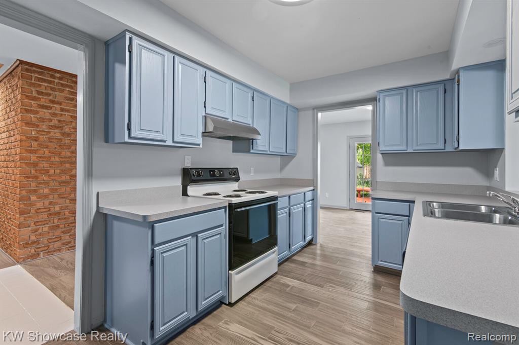 43351 ASPEN Drive, Sterling Heights, MI 48313 — Photo 12