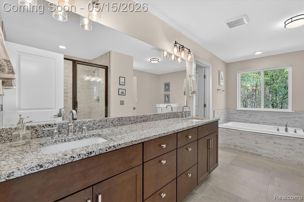 8130 Hinchey Road, Pinckney, MI 48169 — Photo 27
