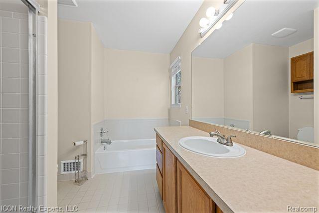 5367 High Ridge Drive, Ypsilanti, MI 48197 — Photo 17