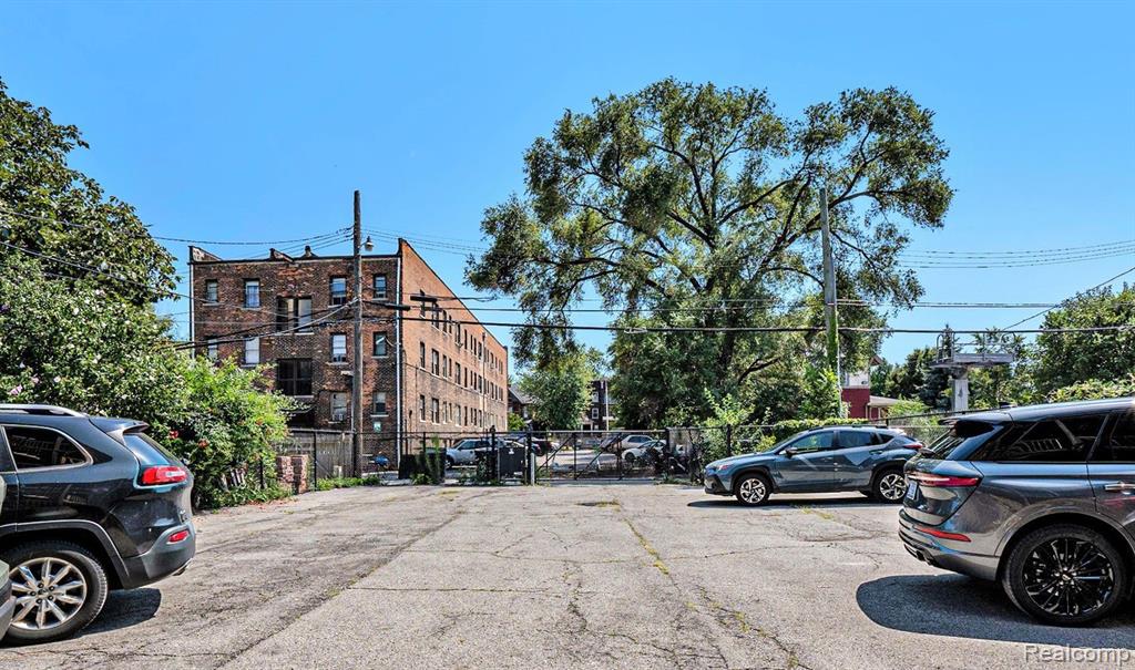 469 W Willis Street, 2, Detroit, MI 48201 — Photo 20