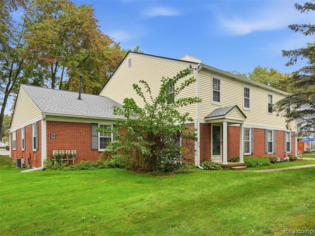 24763 Meadow Creek Drive, Harrison Township, MI