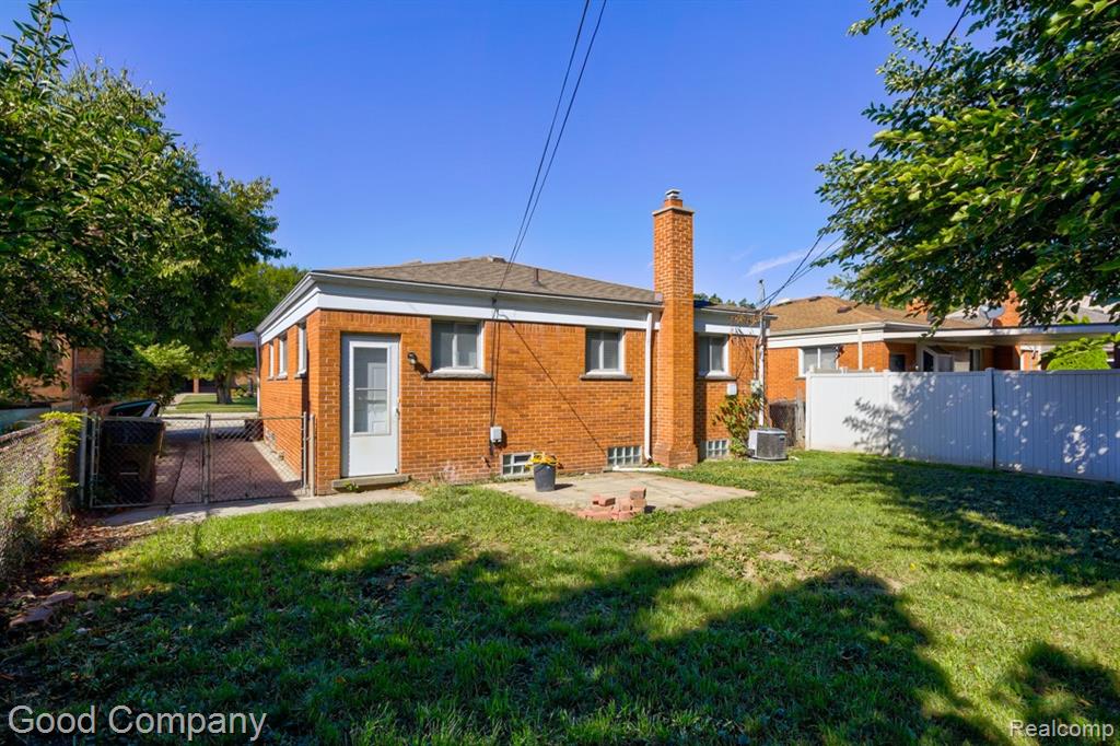 8961 Laurence Avenue, Allen Park, MI 48101 — Photo 45