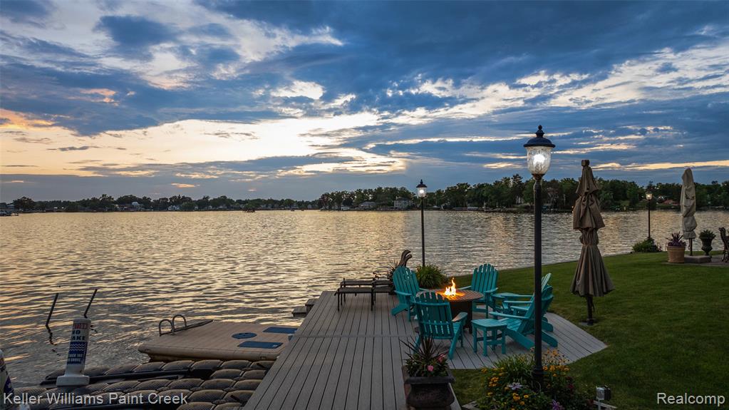 328 S Broadway Street, Lake Orion, MI 48362 — Photo 13
