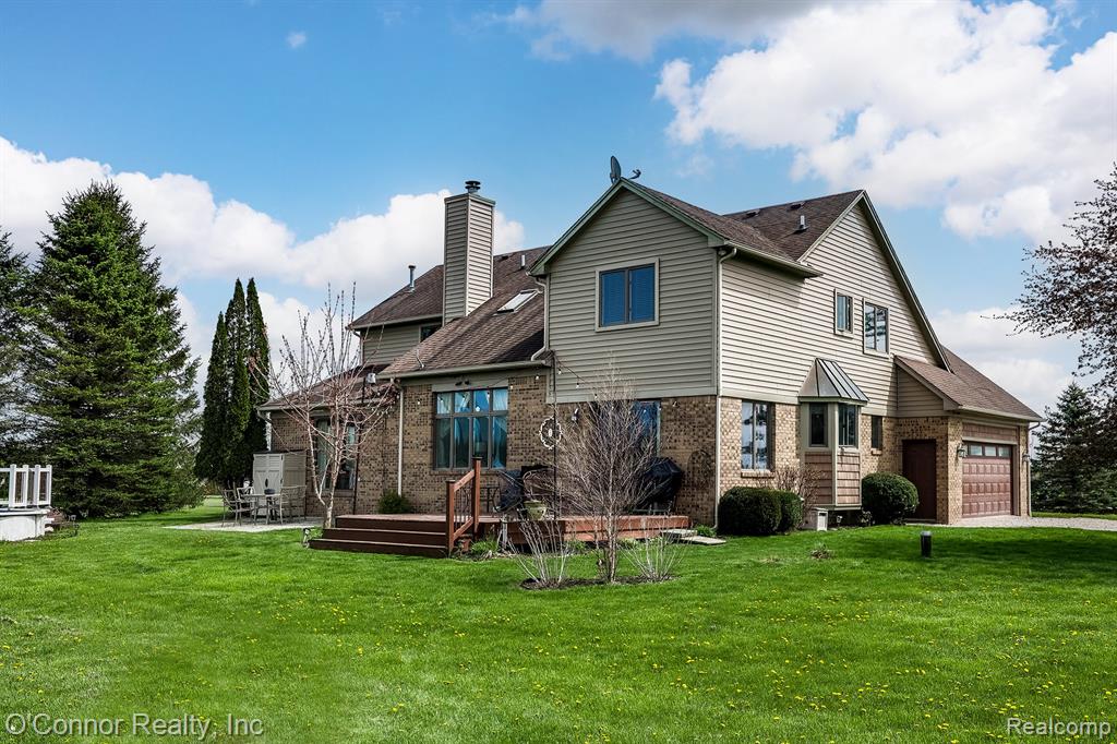 7978 Frith Road, Columbus, MI — Photo 2