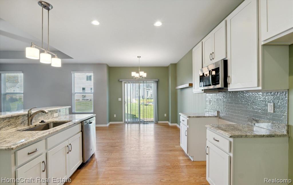 8155 STAMFORD Drive, Ypsilanti, MI 48198 — Photo 10