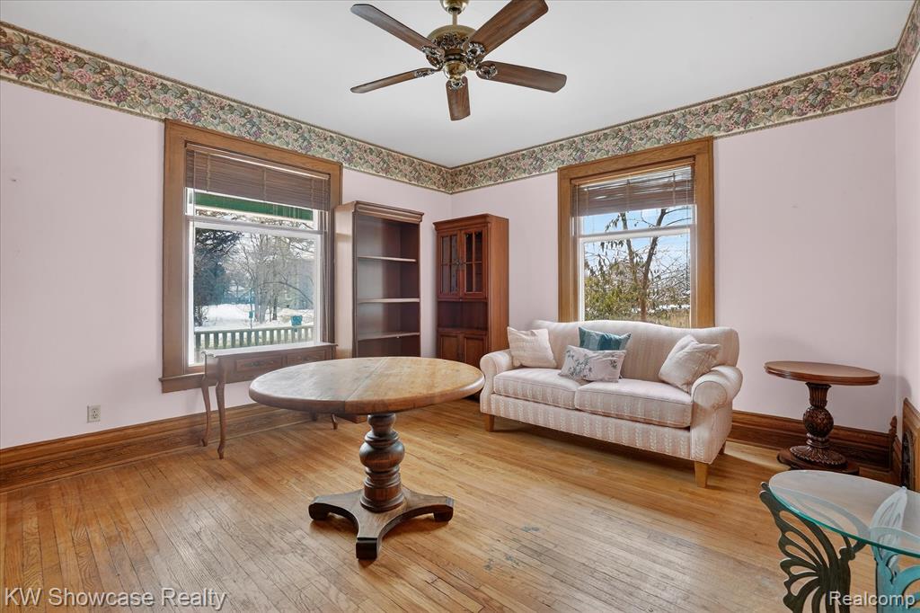733 N Walnut Street, Lansing, MI 48906 — Photo 7