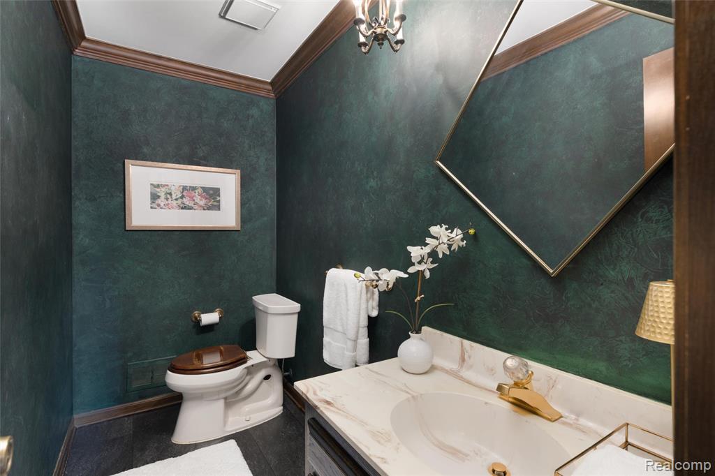 2317 Chelsea Court, Troy, MI 48084 — Photo 18
