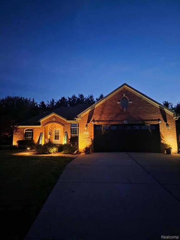 10331 Pine Valley Drive, Grand Blanc, MI 48439 — Photo 35