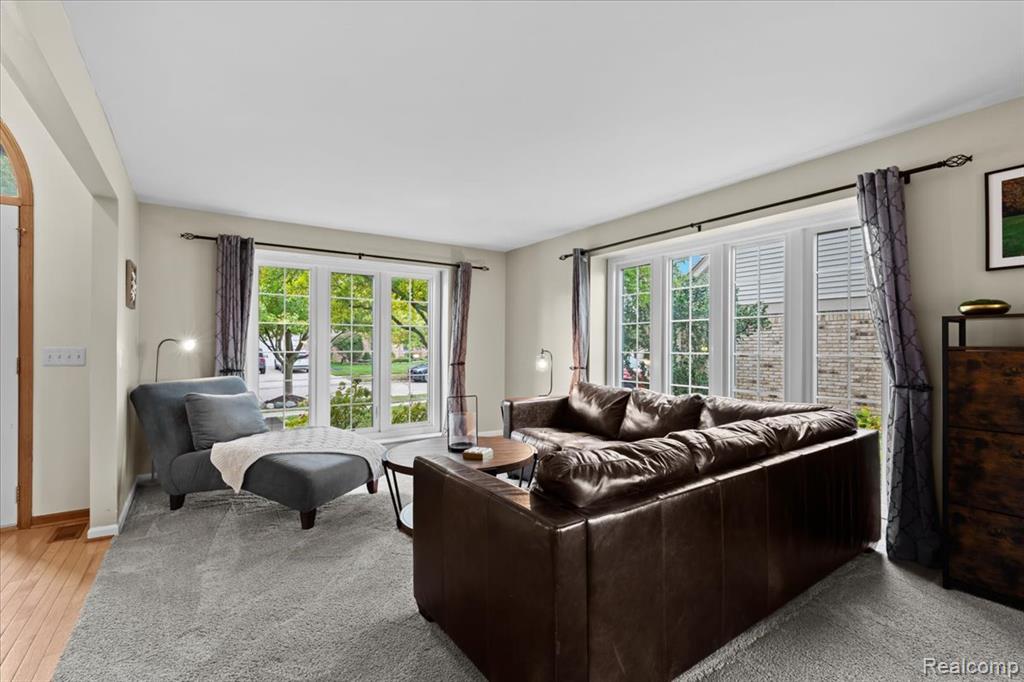 45030 Glengarry Road, Canton, MI 48188 — Photo 2