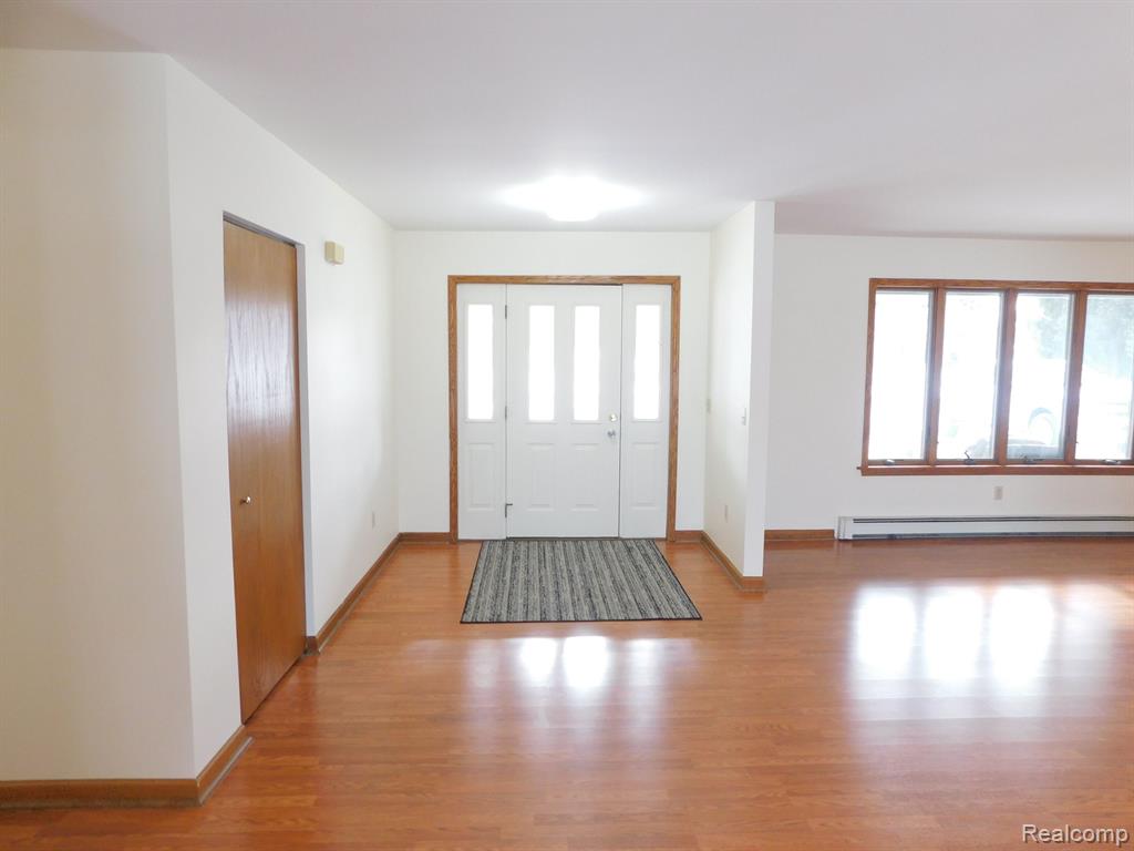 410 GOLF VIEW Drive, Sandusky, MI 48471 — Photo 11