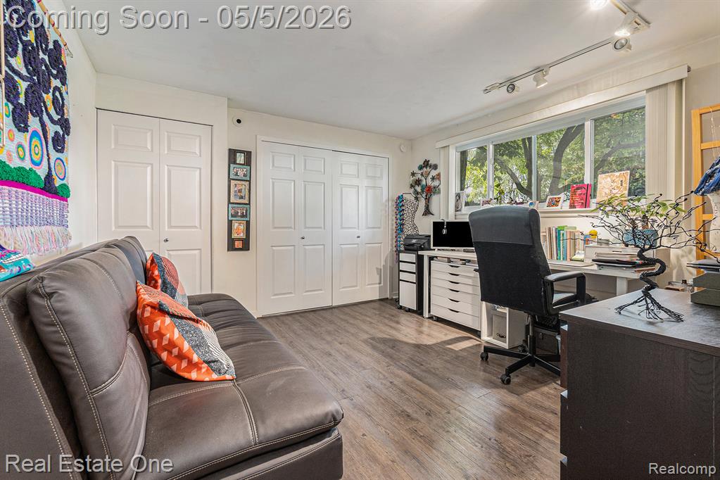 5567 Edinborough, West Bloomfield, MI — Photo 11