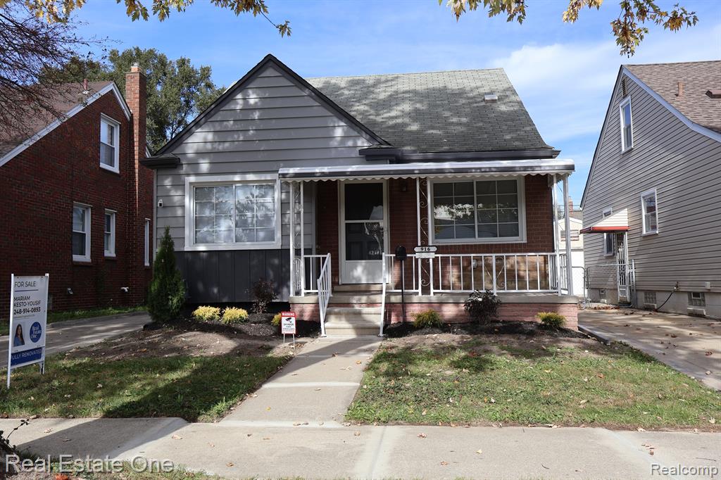 916 STEWART Avenue, Lincoln Park, MI 48146 — Photo 2
