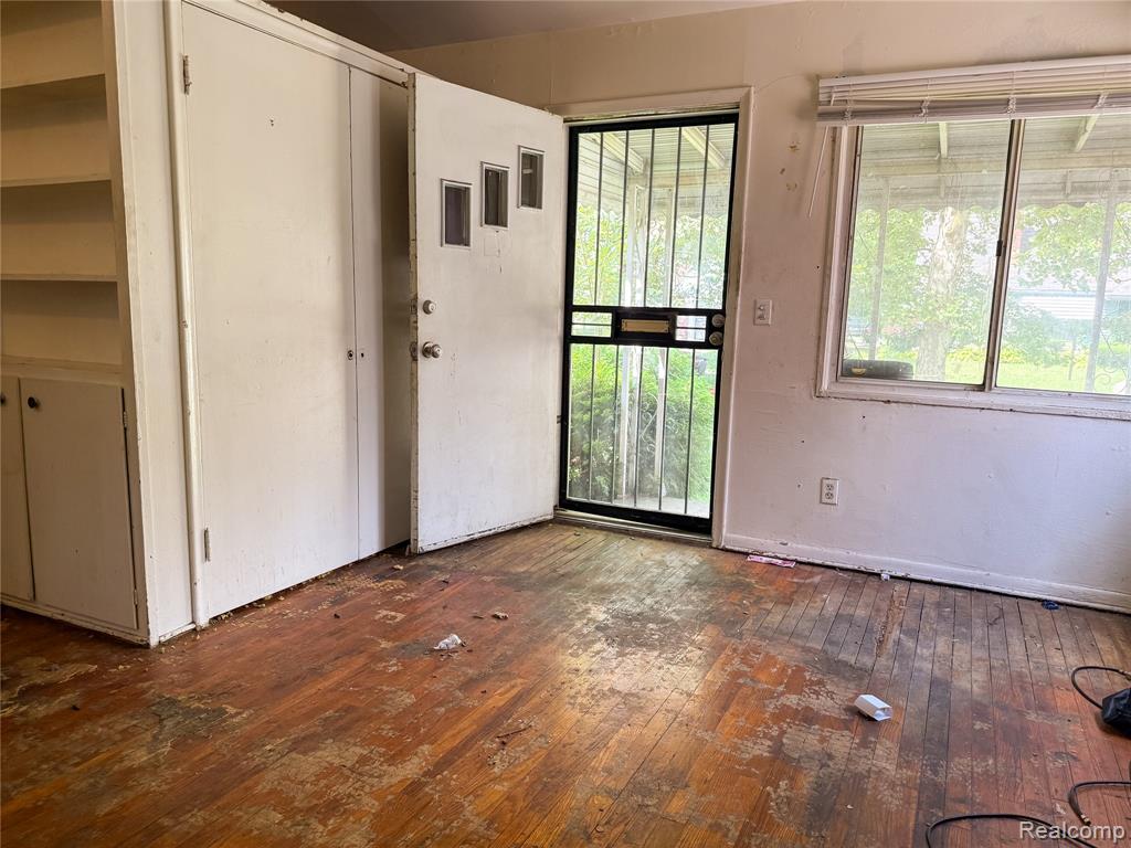 1965 S Annabelle Street, Detroit, MI 48217 — Photo 5