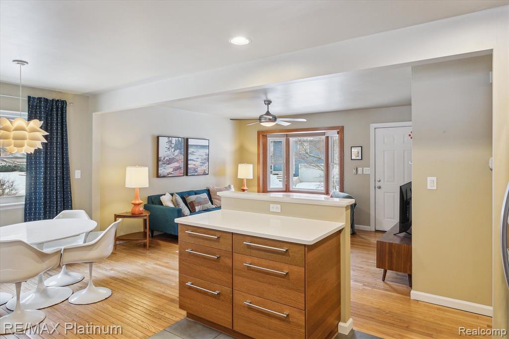 2123 Winewood Avenue, Ann Arbor, MI 48103 — Photo 15