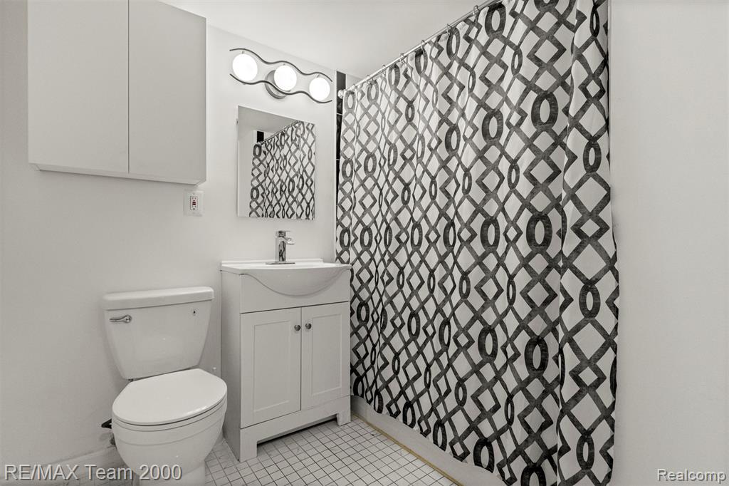 22700 GARRISON Street, 1105, Dearborn, MI 48124 — Photo 18