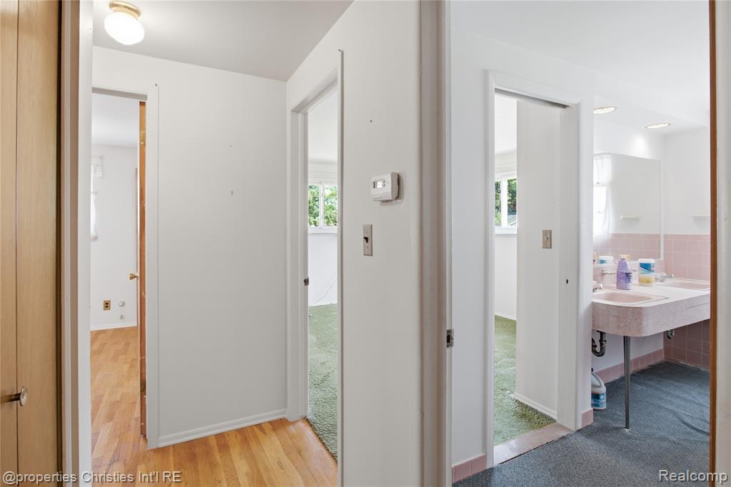 594 Provincetown Road, Auburn Hills, MI 48326 — Photo 16