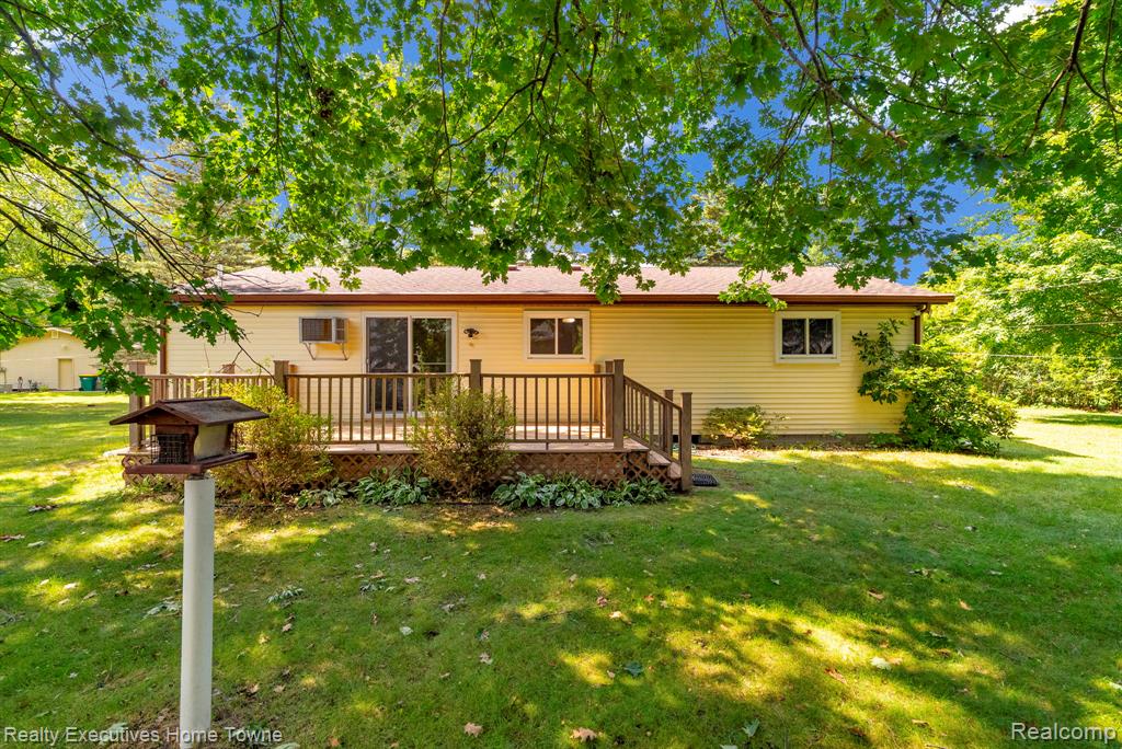4415 Cambridge Drive, Port Huron, MI 48060 — Photo 33