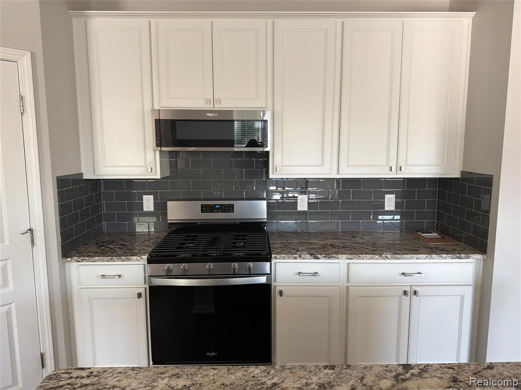 31065 Tremont Lane, Beverly Hills, MI 48025 — Photo 6
