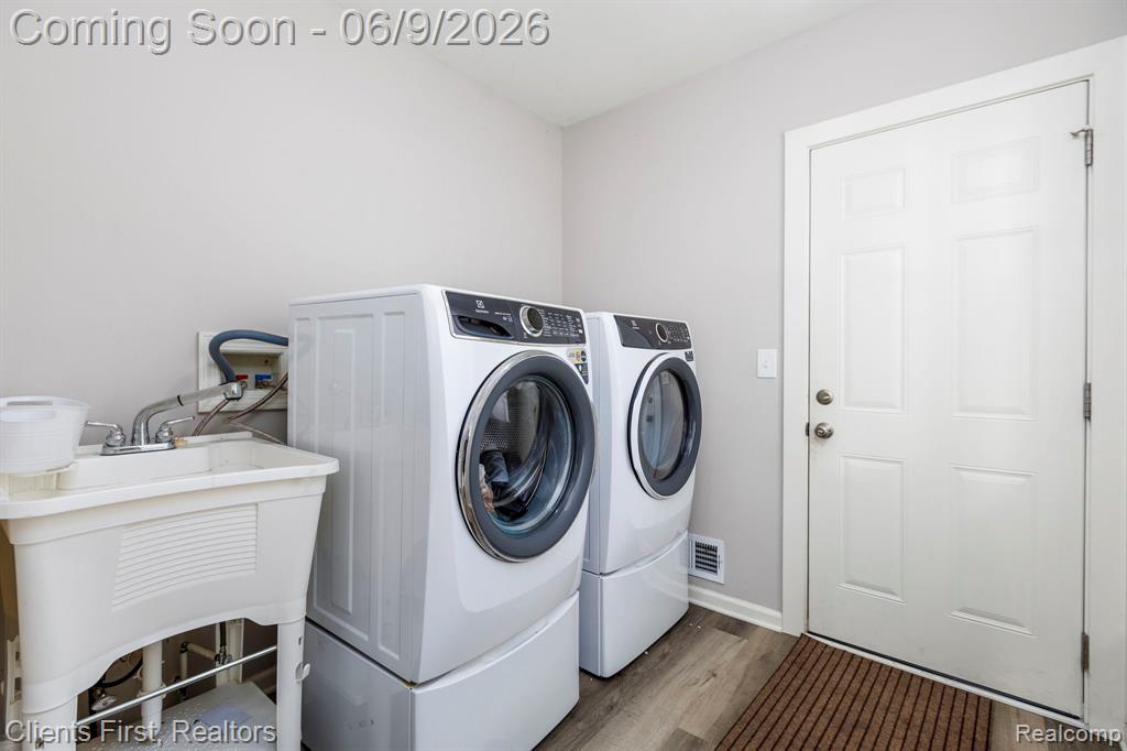 36515 Vicary Lane, Farmington, MI 48335 — Photo 19