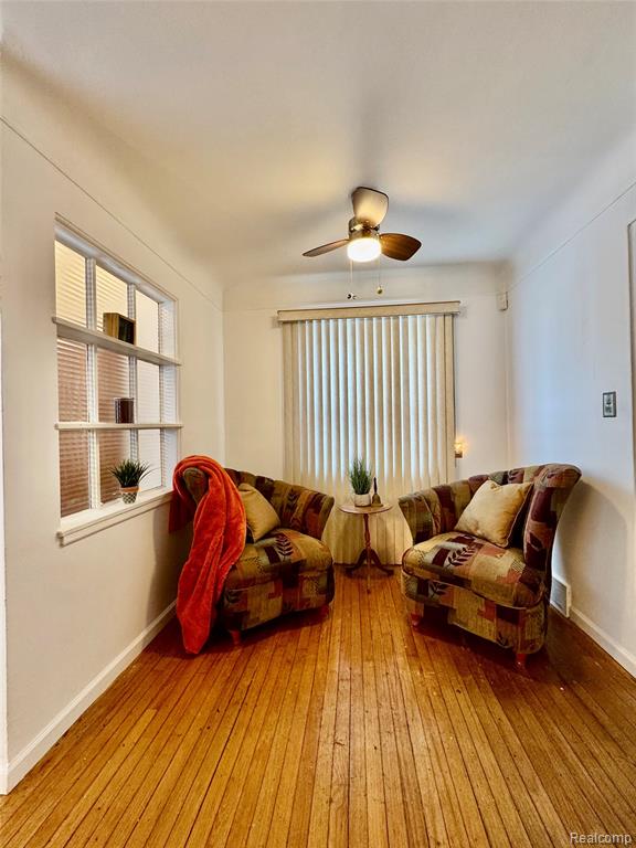 9534 Heyden, Detroit, MI 48228 — Photo 6