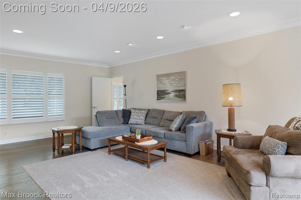73 Hawthorne Road, Grosse Pointe Shores, MI 48236 — Photo 6