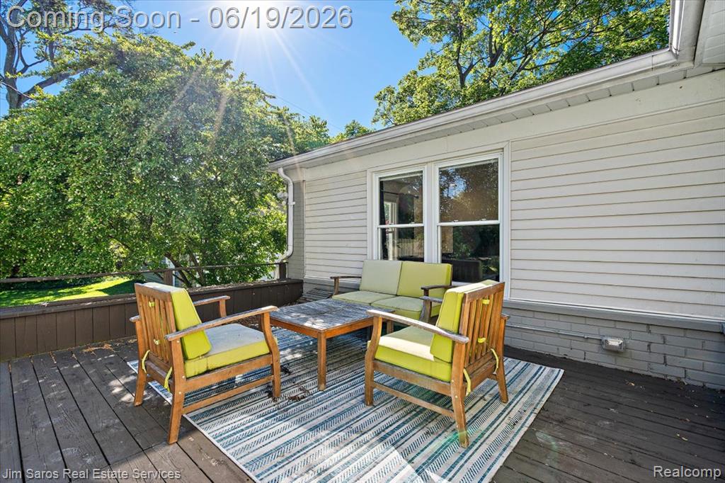 615 Lakepointe Street, Grosse Pointe, MI 48230 — Photo 32