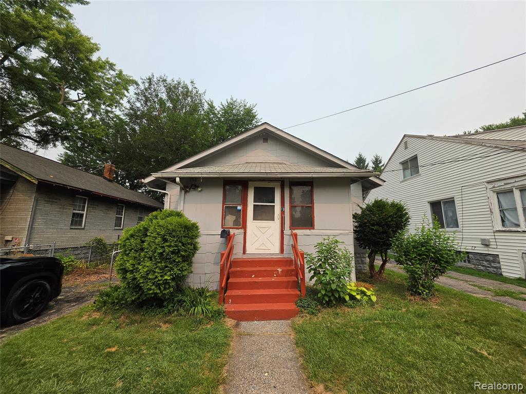 19 Gerdon Avenue, Pontiac, MI 48342