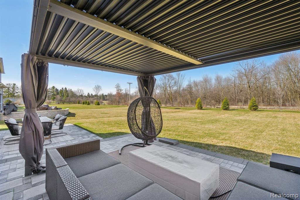 2466 MEADOW HILLS Drive, Ann Arbor, MI 48108 — Photo 53