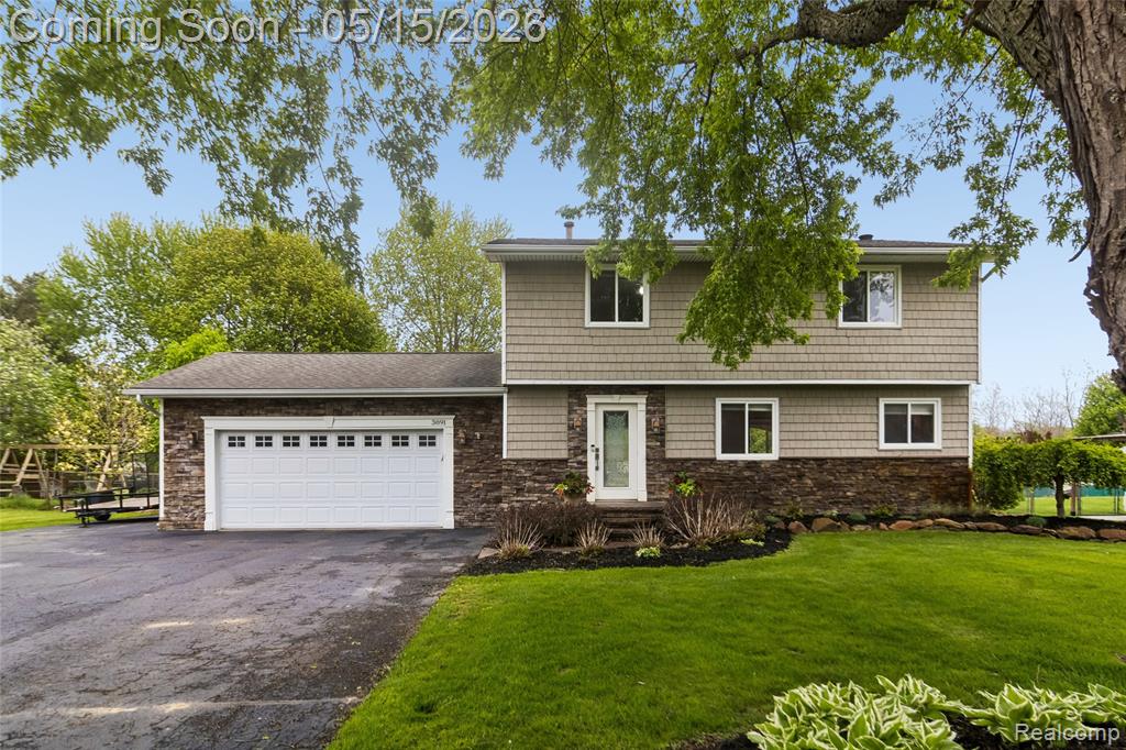 3891 Westlyn Road, Lake Orion, MI — front exterior