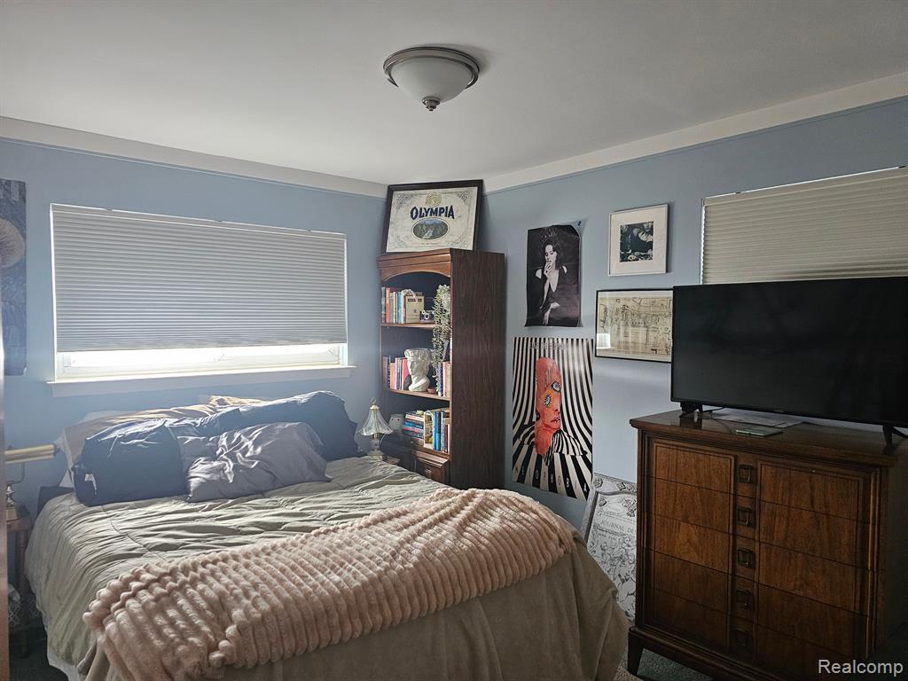 6104 SHADOWLAWN Street, Dearborn Heights, MI 48127 — Photo 9