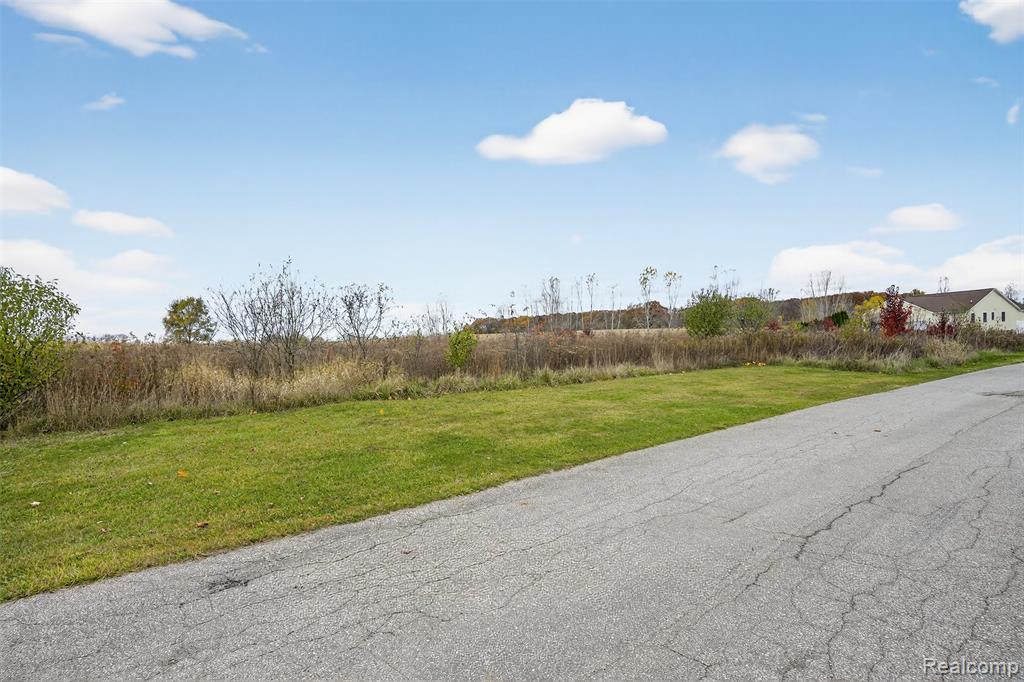 6434 Bristol Road, Swartz Creek, MI 48473 — Photo 21