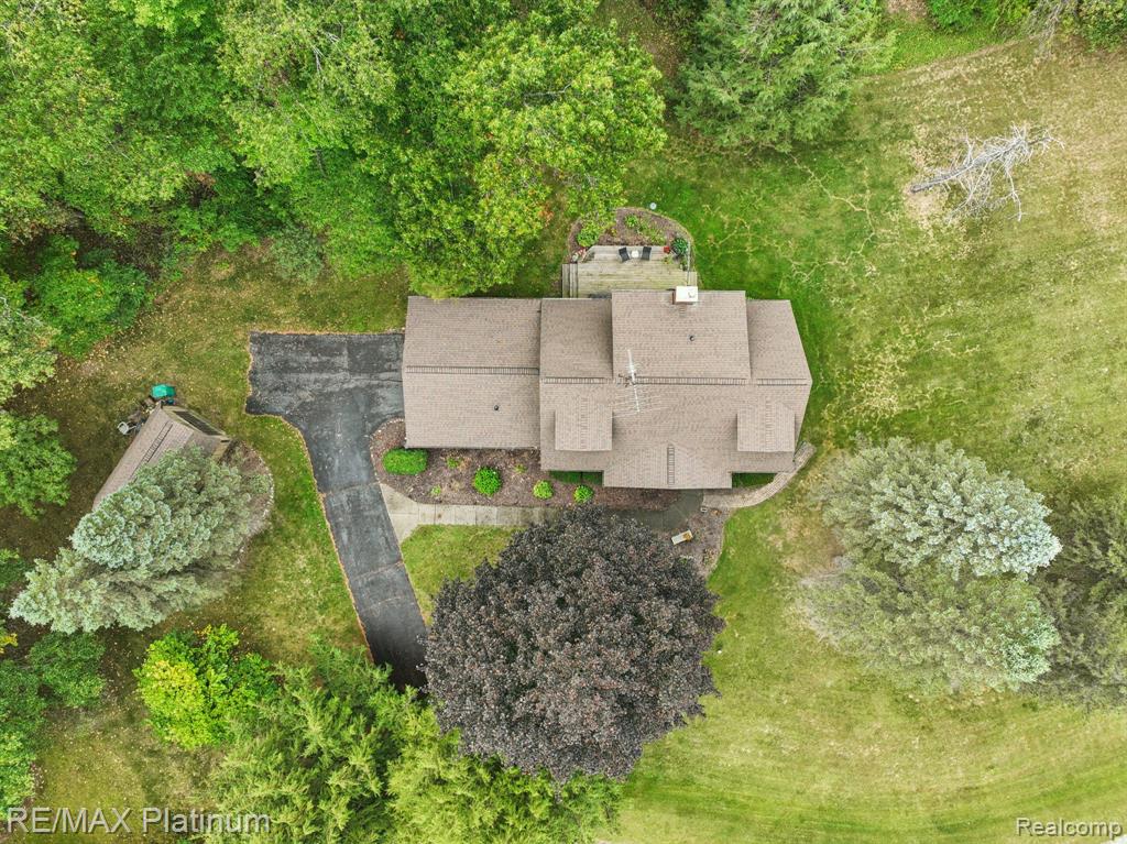 2581 Pepper Court, Hartland, MI 48353 — Photo 31
