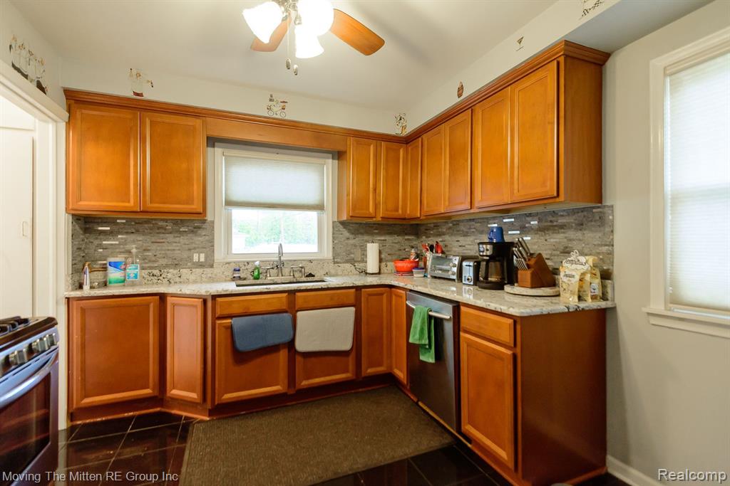 9219 SIOUX, Redford, MI 48239 — Photo 9