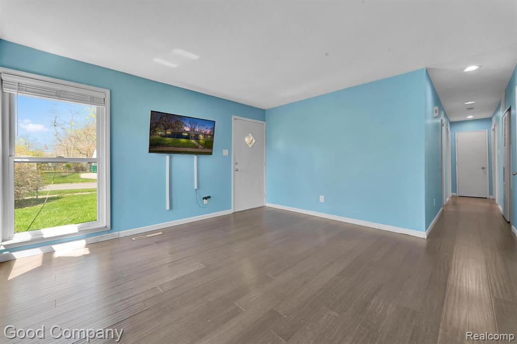 1510 MOLLIE Street, Ypsilanti, MI 48198 — Photo 5