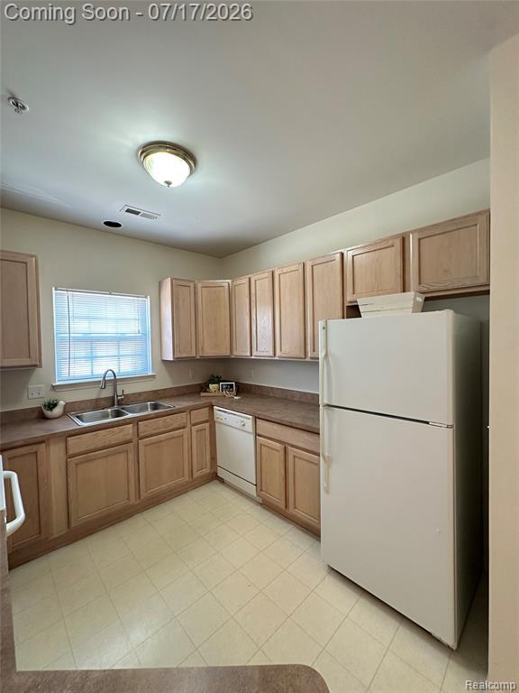 5210 Addington Drive, Commerce Twp, MI 48390 — Photo 10