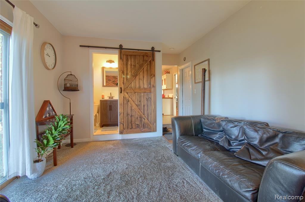 8650 Buffalo Drive, Commerce Twp, MI 48382 — Photo 28