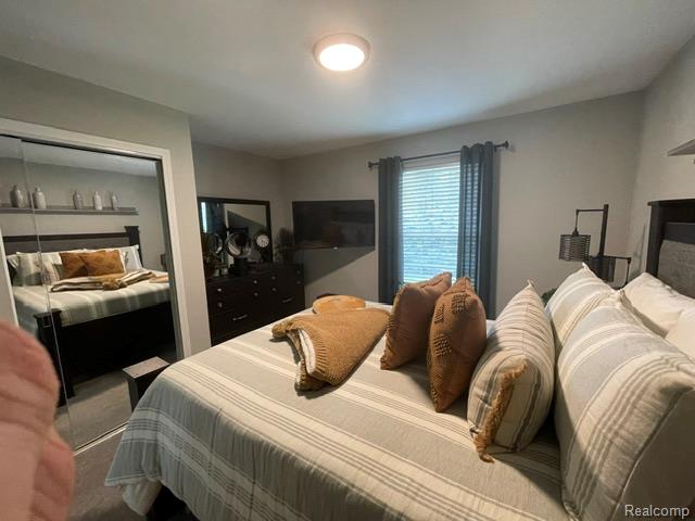 5827 Woodfield Parkway, Grand Blanc, MI 48439 — Photo 50