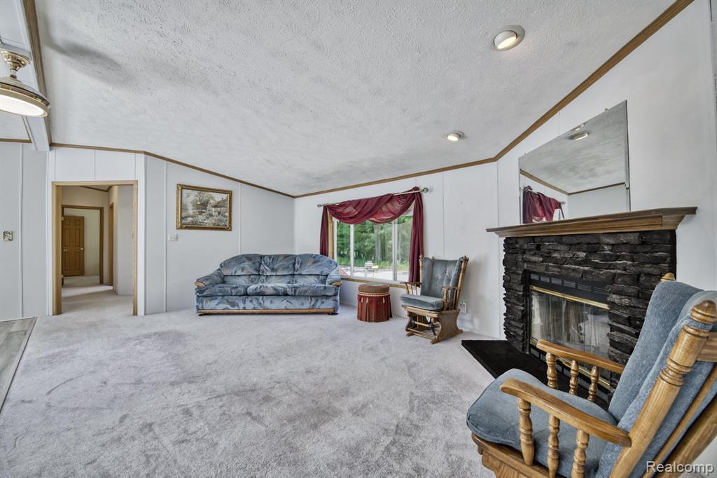 917 E HOADLEY Street, MI 49802 — Photo 29