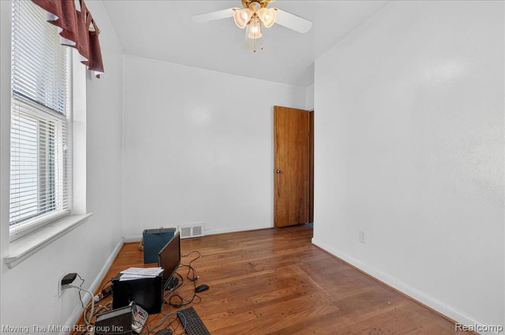 6390 Brookville Road, South Lyon, MI 48178 — Photo 14