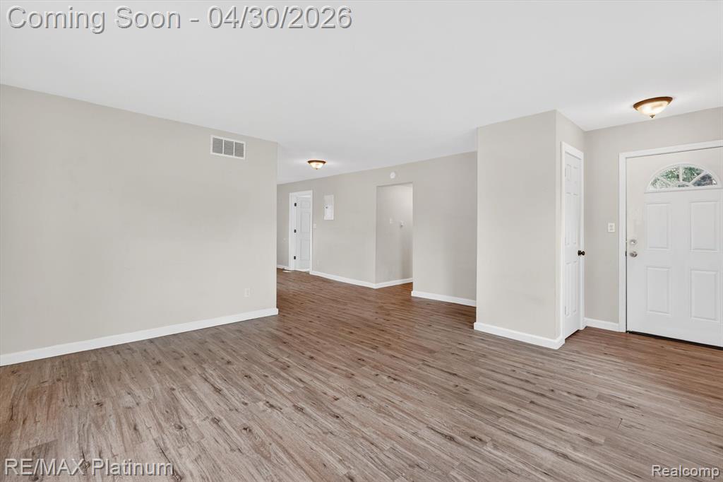 2417 Howald Avenue, Flint, MI 48504 — Photo 8