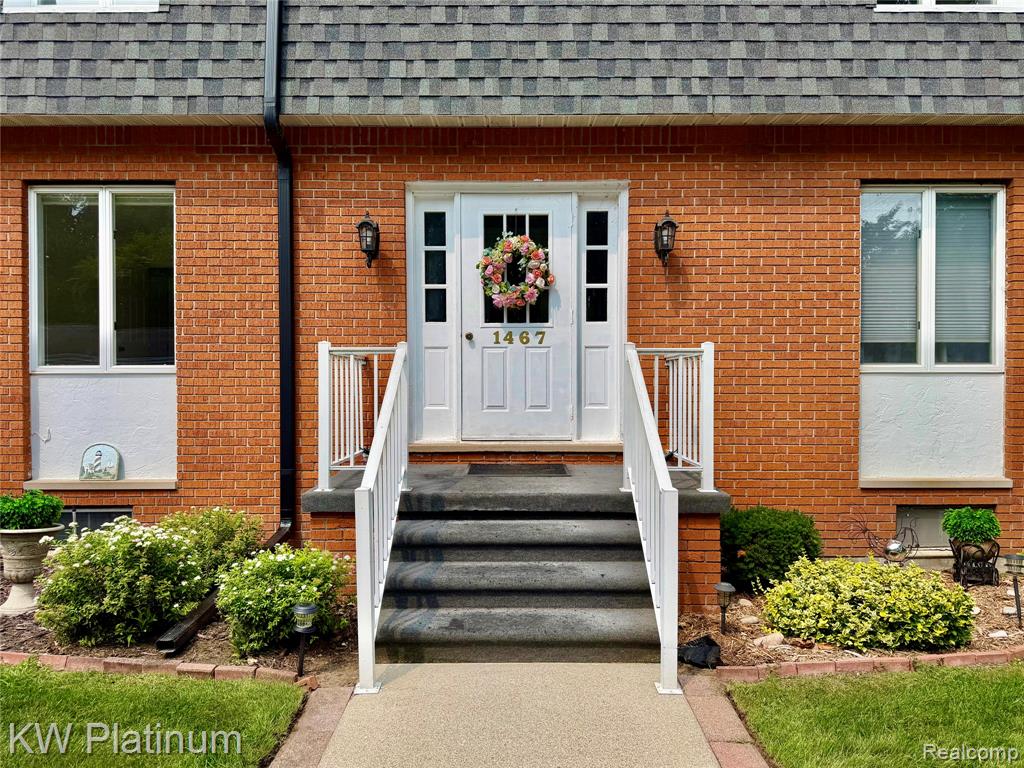 1467 Krafft Road, 5, Fort Gratiot, MI 48059