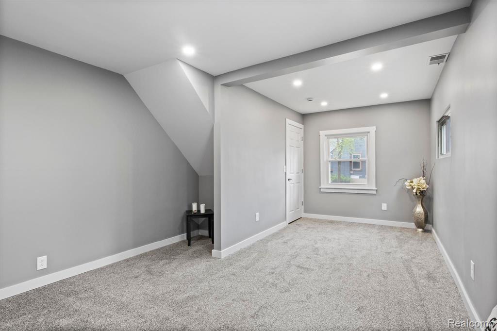 10281 GROVE Drive, Whitmore Lake, MI 48189 — Photo 25