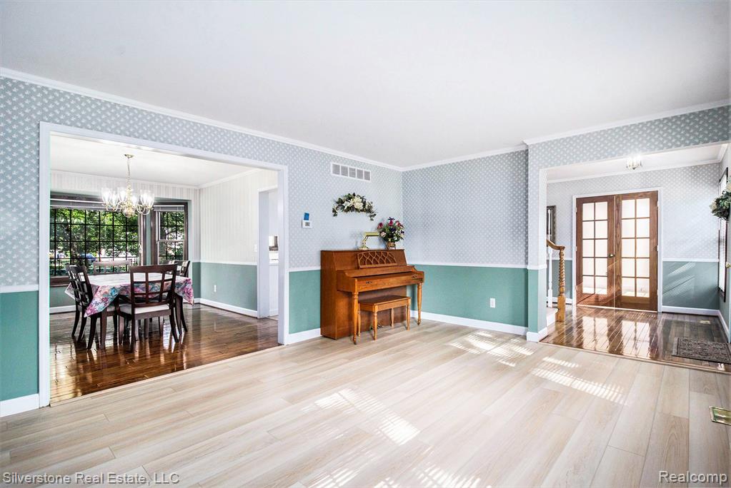6609 Merrick Drive, Troy, MI 48098 — Photo 5