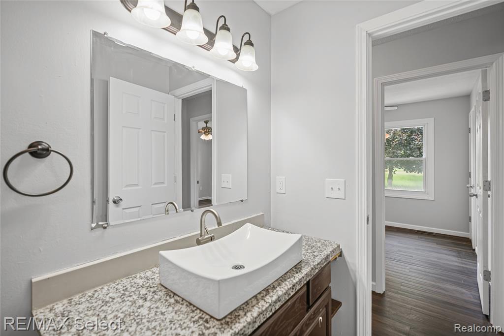 4176 Tyrell Road, Owosso, MI 48867 — Photo 24