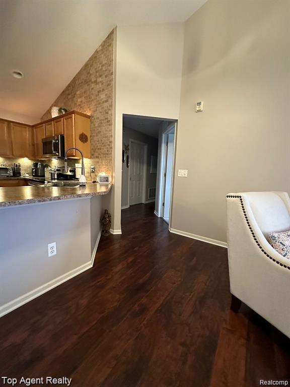 45553 Hidden View Court, Utica, MI 48315 — Photo 11