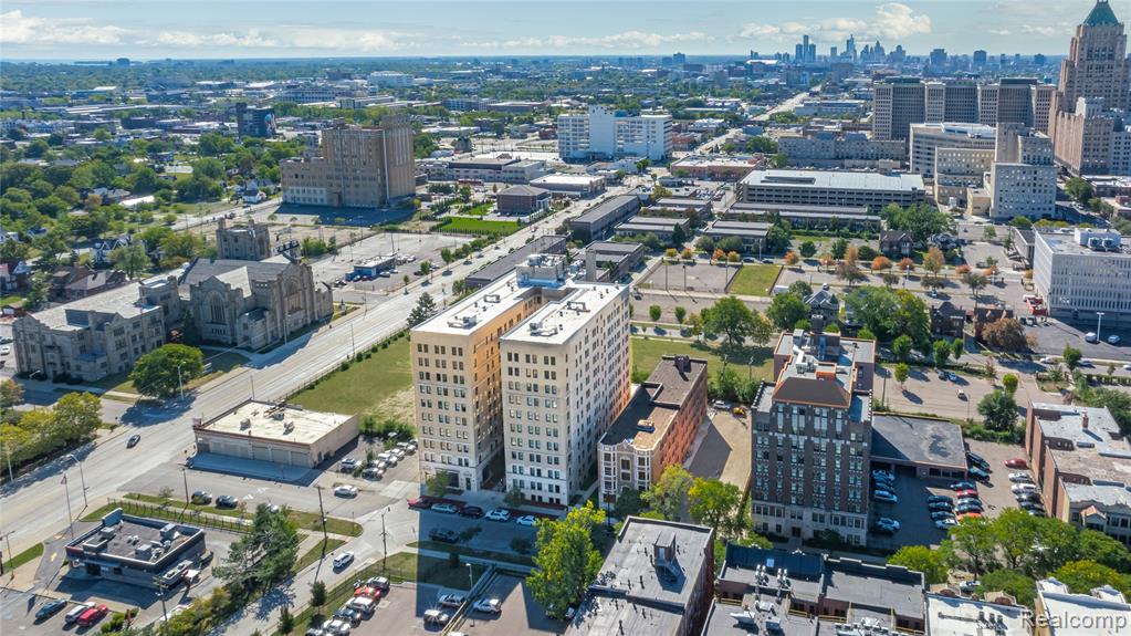 69 Seward Street, Detroit, MI 48202 — Photo 5